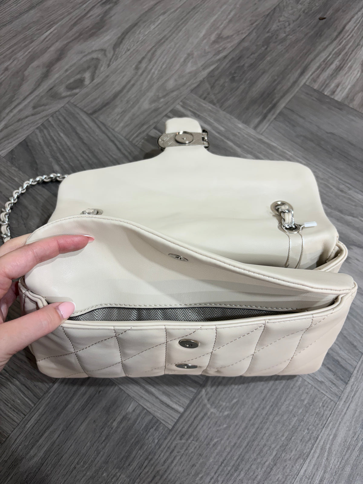 Quilted Bus Bag - Creamy Beige with Silver Hardware