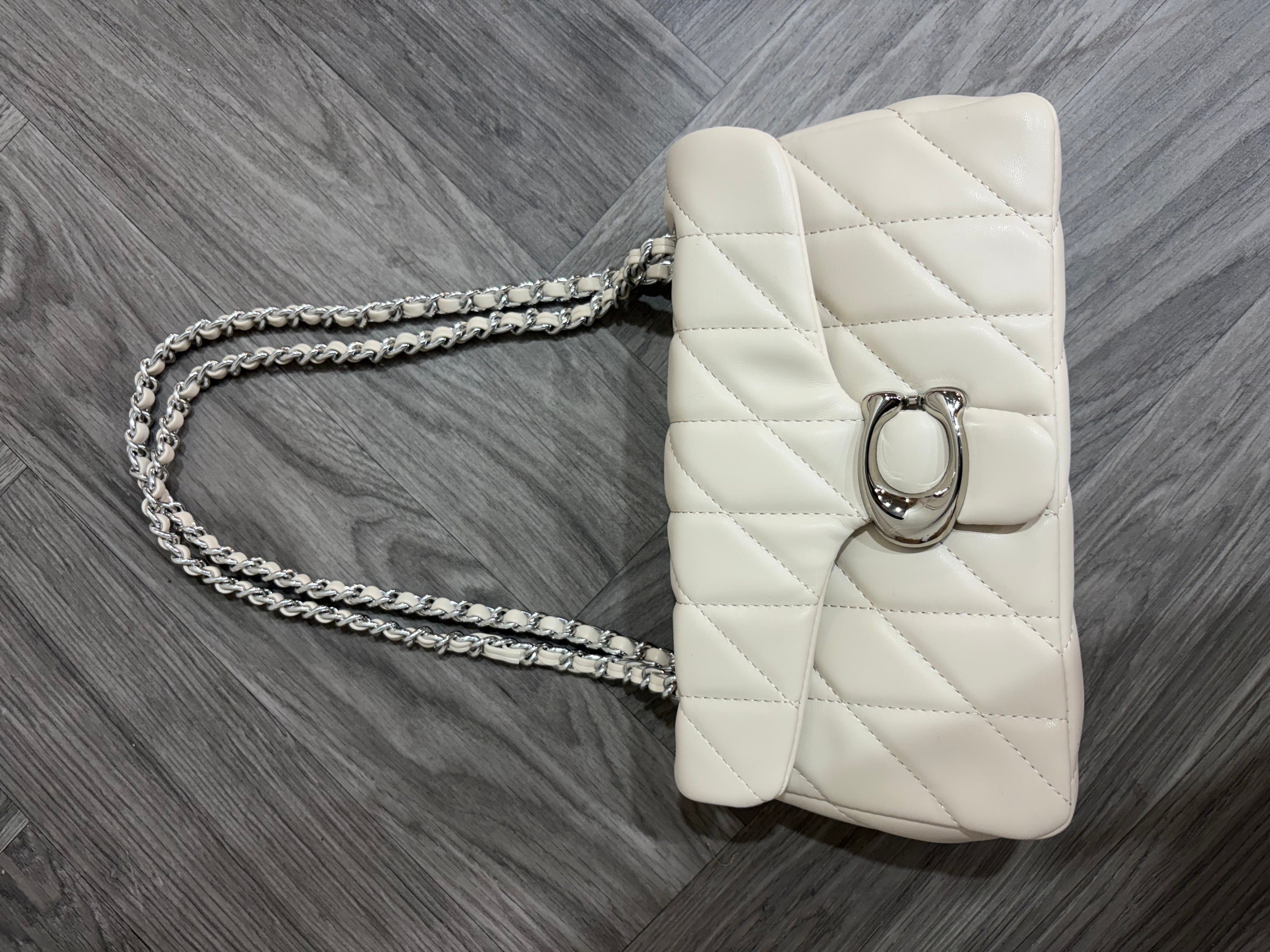 Quilted Bus Bag - Creamy Beige with Silver Hardware